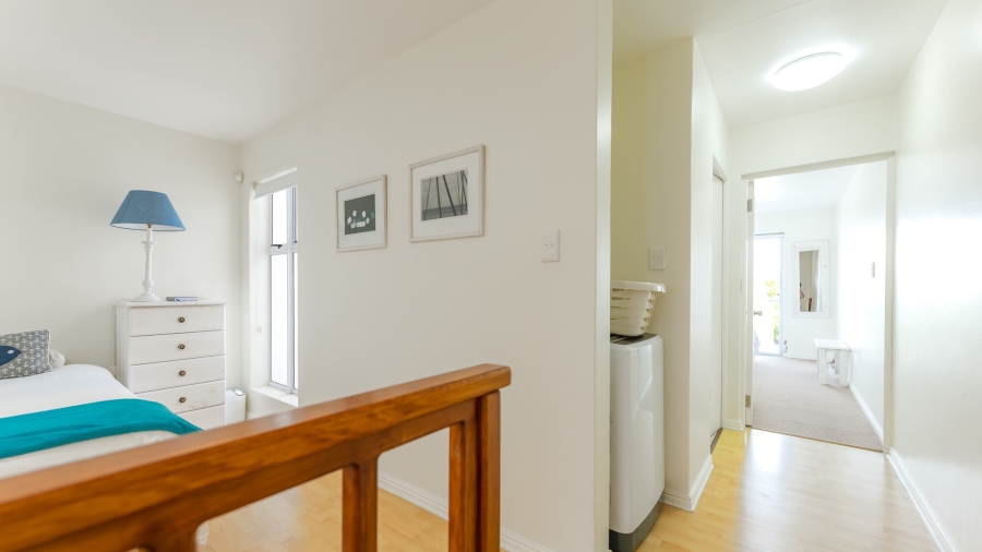 2 Bedroom Property for Sale in Struisbaai Western Cape